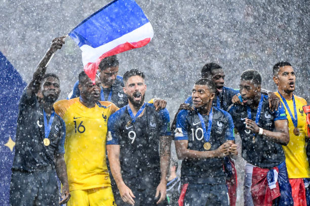 雄鹿阵容结 雄鹿阵容结